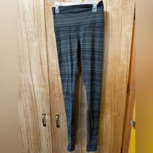 LULULEMON SPACE DYE DARK GREEN STRIPED LEGGINGS FULL LENGTH SZ 6 high waist